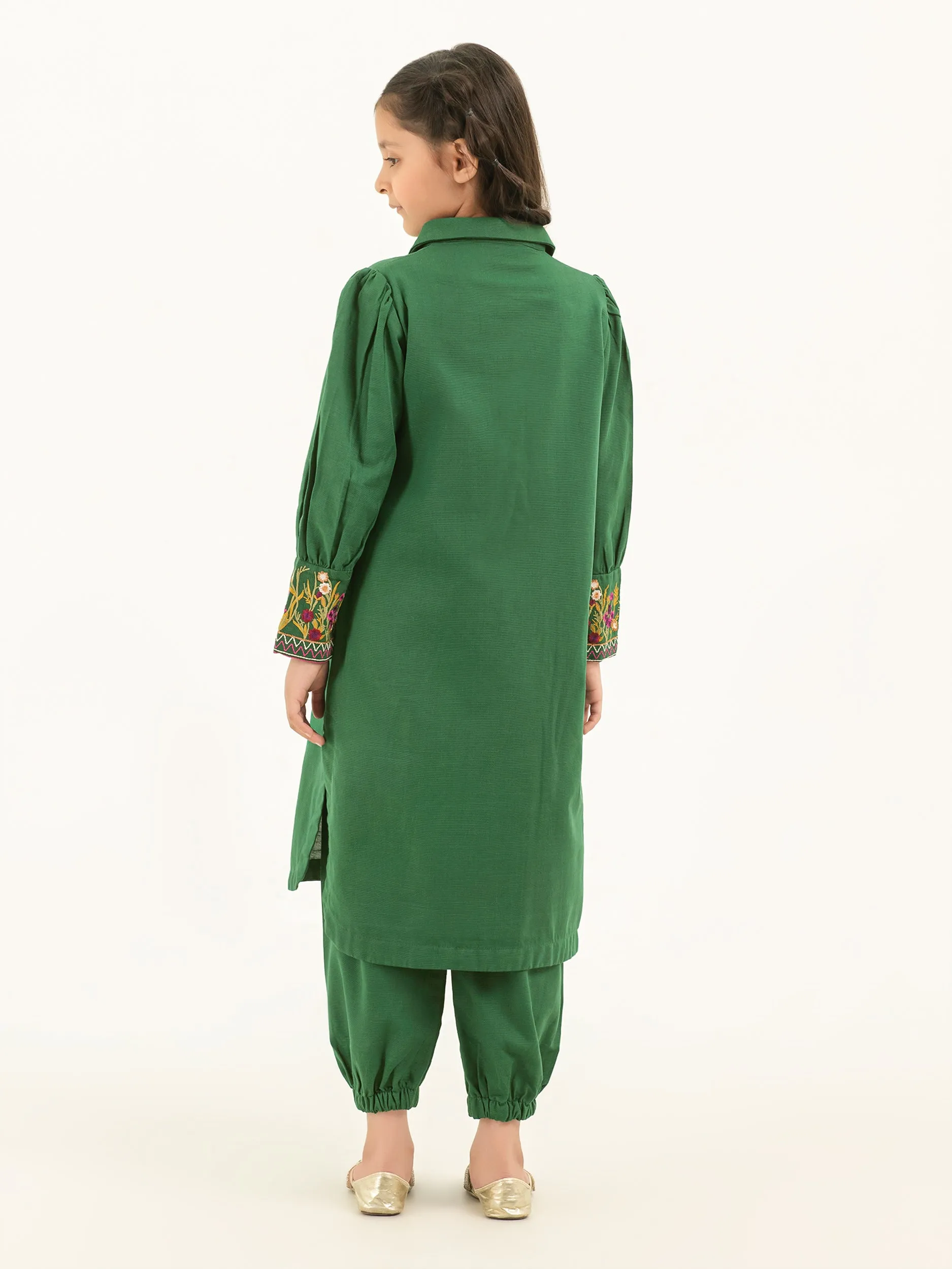 2 Piece Khaddar Suit-Embroidered (Pret)