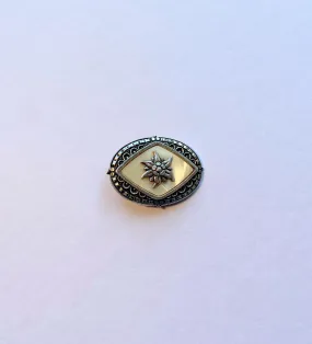 70s Silver and white Scarf clip