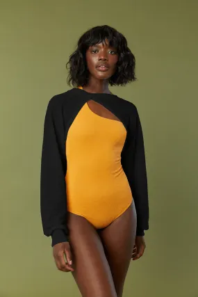 ASYMMETRICAL FRONT OPEN KNIT TOP