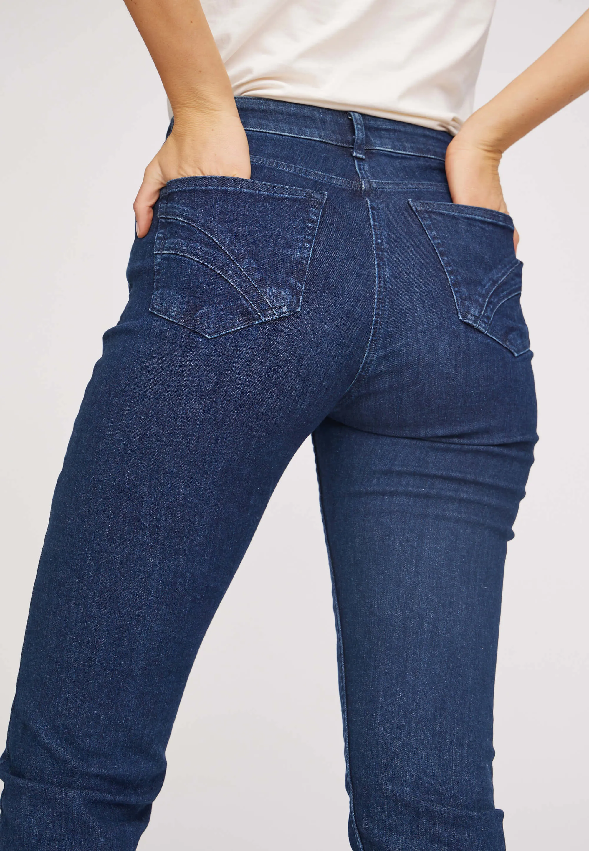 Charlotte Regular - Medium Length - Ecolabel - Dark Blue Denim