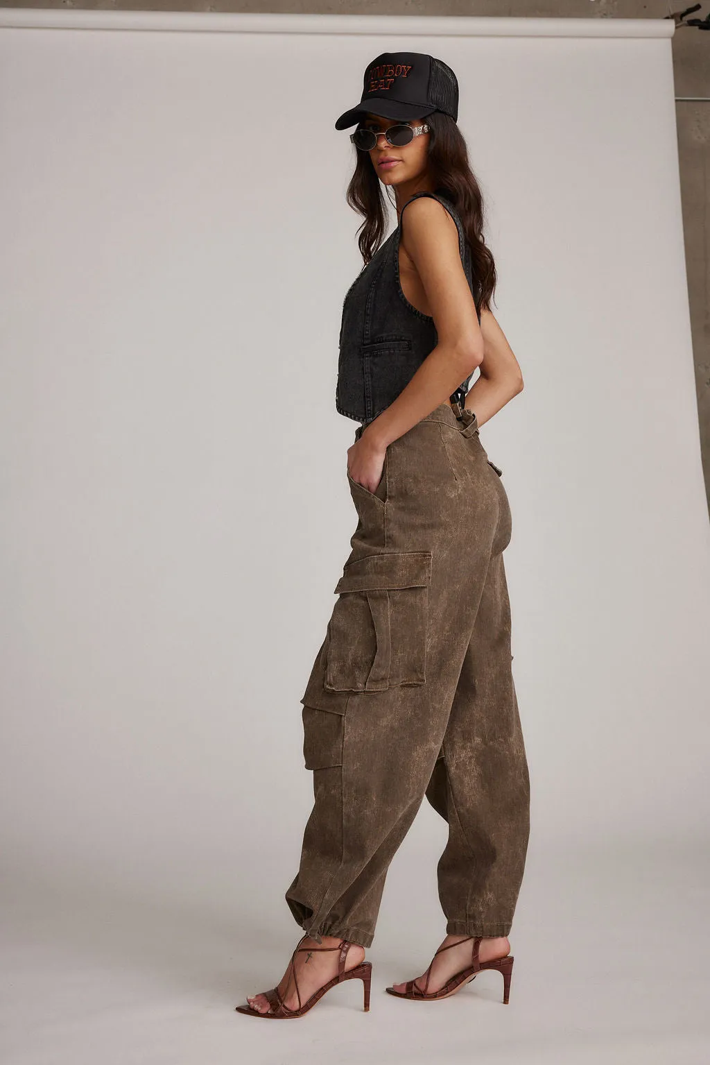 Fleetwood Brown Cargo Pants