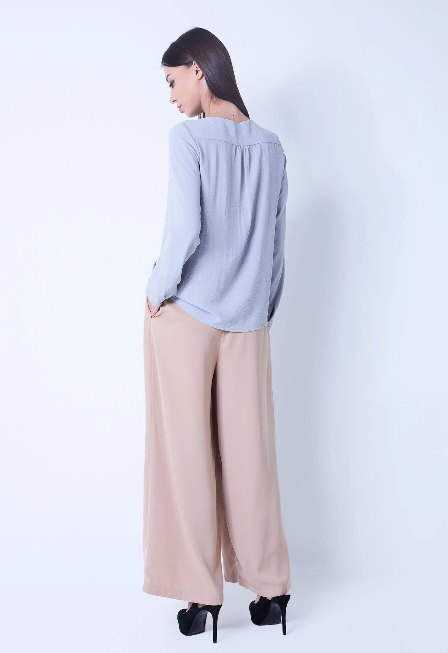Pearl Button Straight Panel Blouse